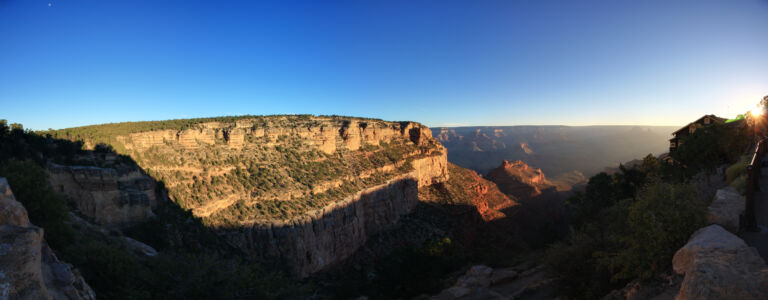 Projection: Equirectangular (2)
FOV: 222 x 106
Ev: 12.97