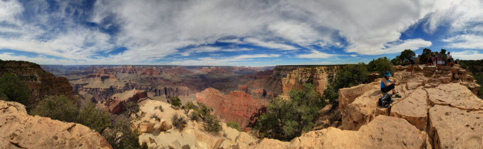 Projection: Cylindrical (1)
FOV: 360 x 102
Ev: 15.09