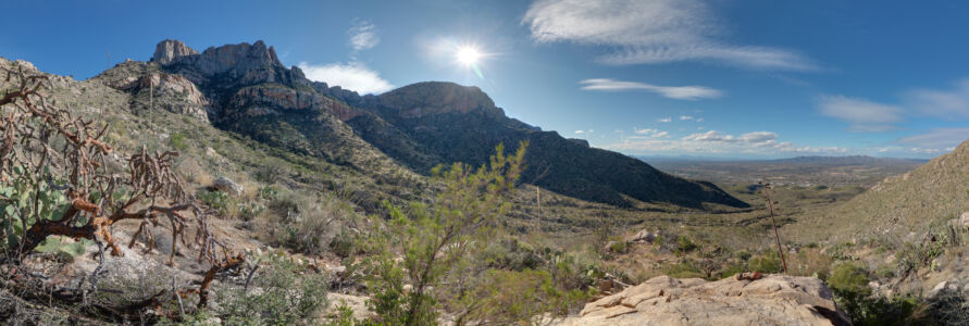Projection: Equirectangular (2)
FOV: 334 x 110
Ev: 14.39